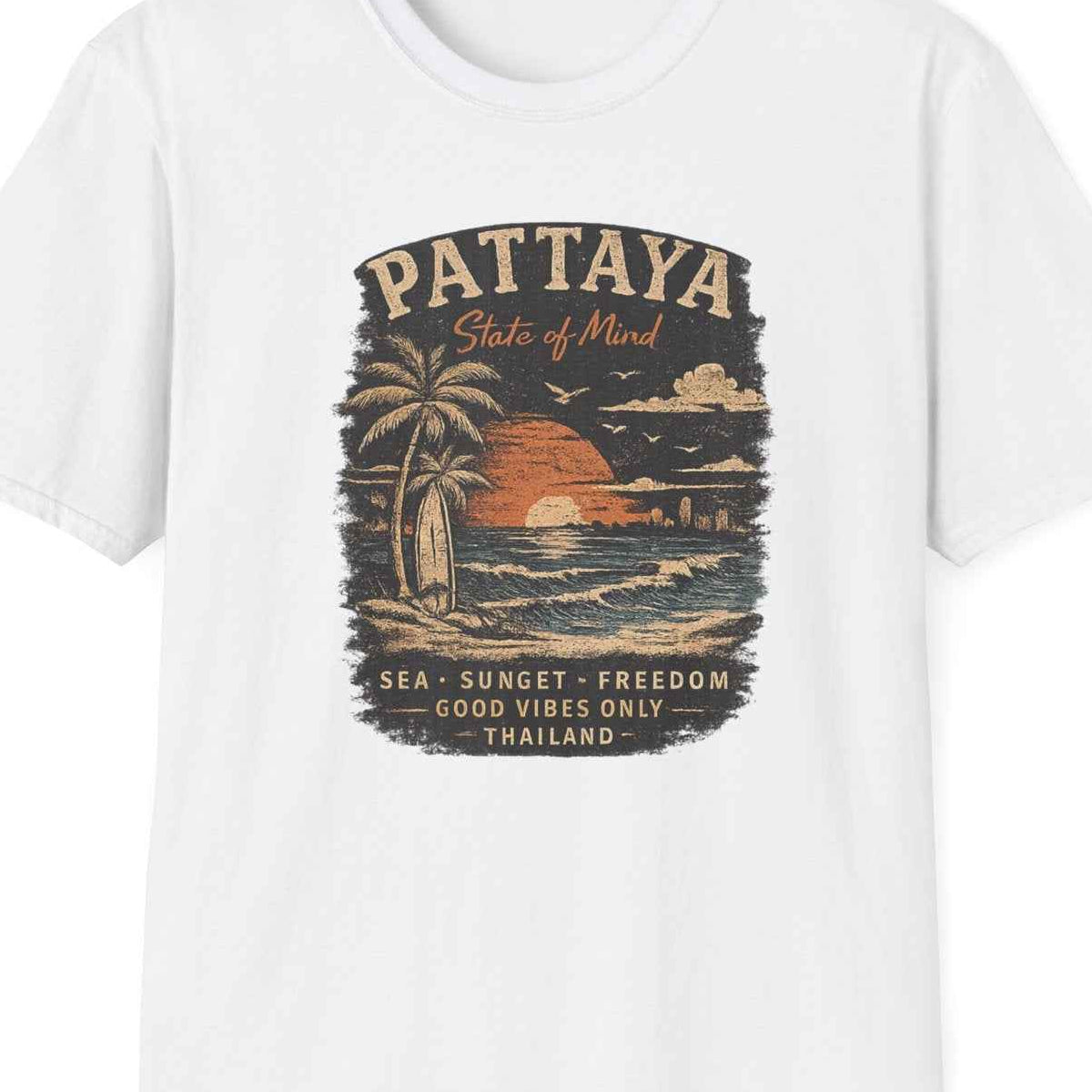 Pattaya State of Mind T-Shirt — Thailand Vintage Beach Sunset Graphic Tee | Reise Geschenk – Design Nahaufnahme