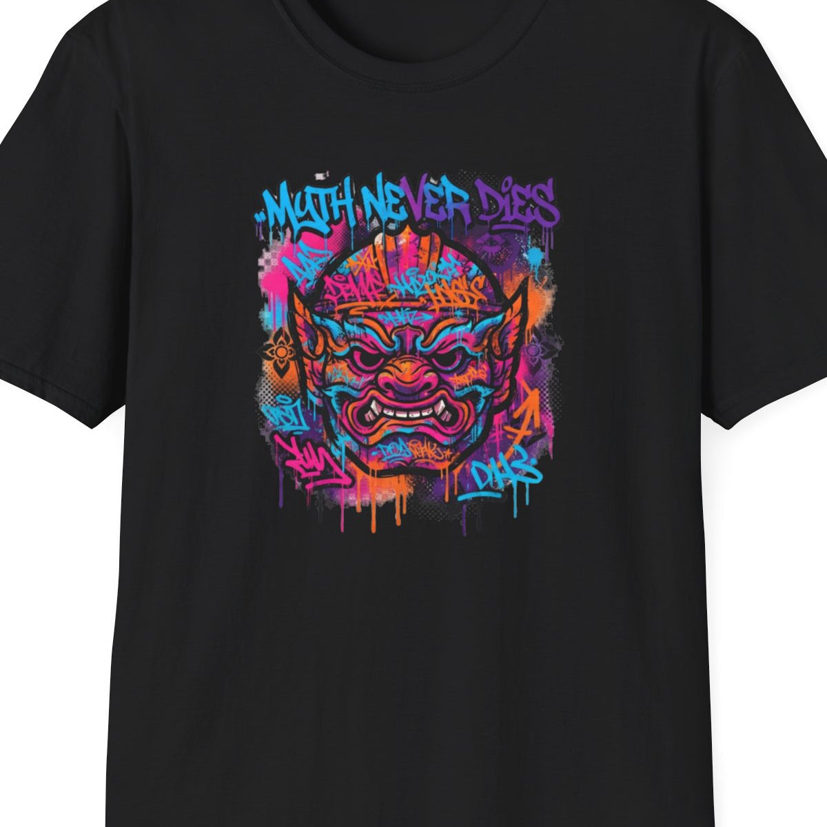 Black Graffiti Oni Maske T-Shirt – Design Nahaufnahme