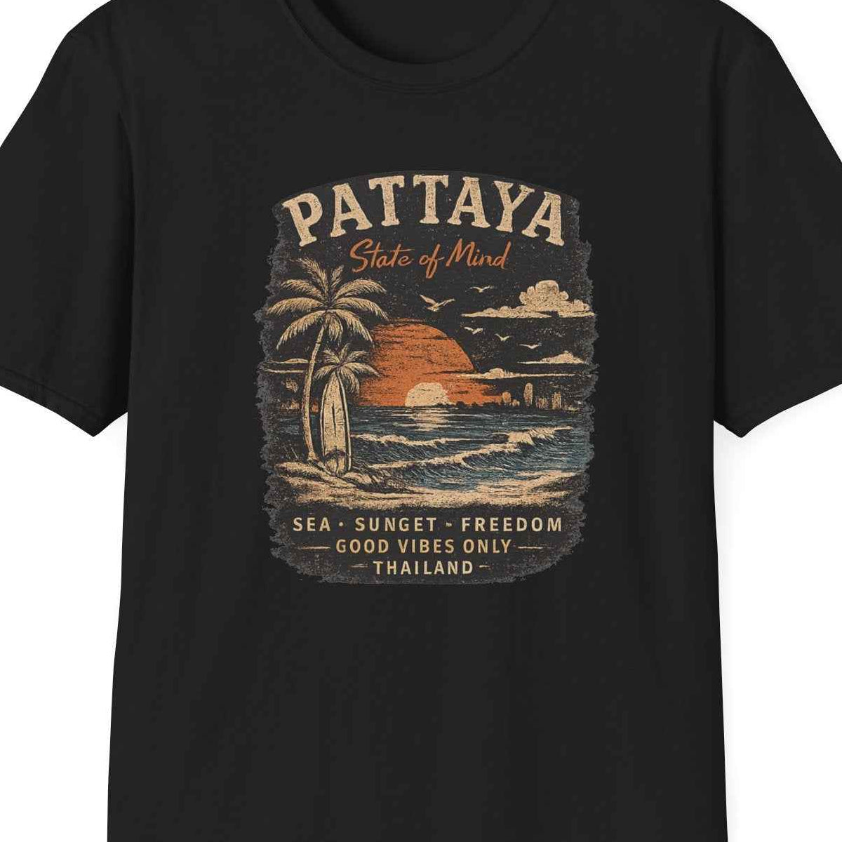 Pattaya State of Mind T-Shirt — Thailand Vintage Beach Sunset Graphic Tee | Reise Geschenk – Design Nahaufnahme