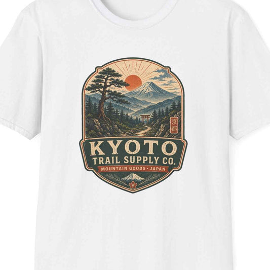 Kyoto Trail Supply Co. T-Shirt – Mount Fuji Japan Vintage Streetwear Unisex – Design Nahaufnahme