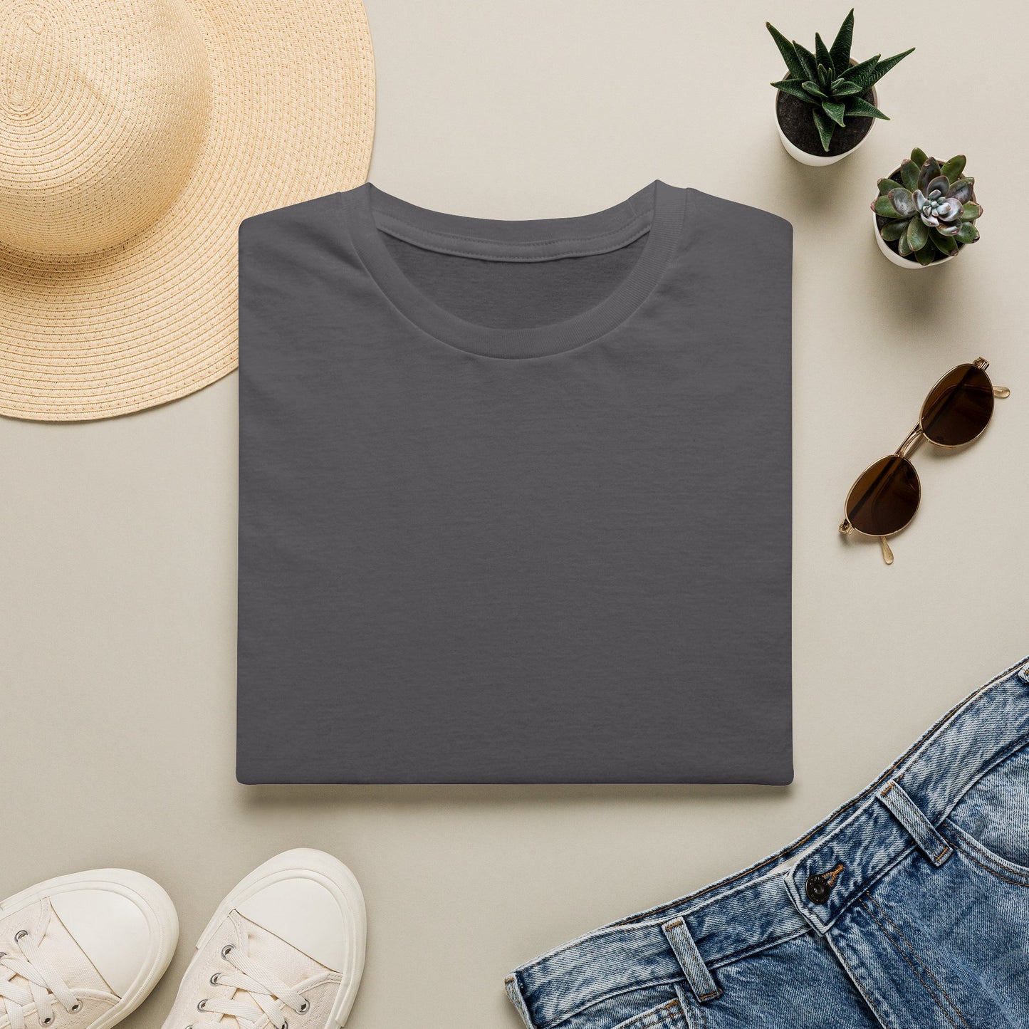 Burn The Kanji T-Shirt Charcoal gefaltet — Unisex Streetwear Flatlay