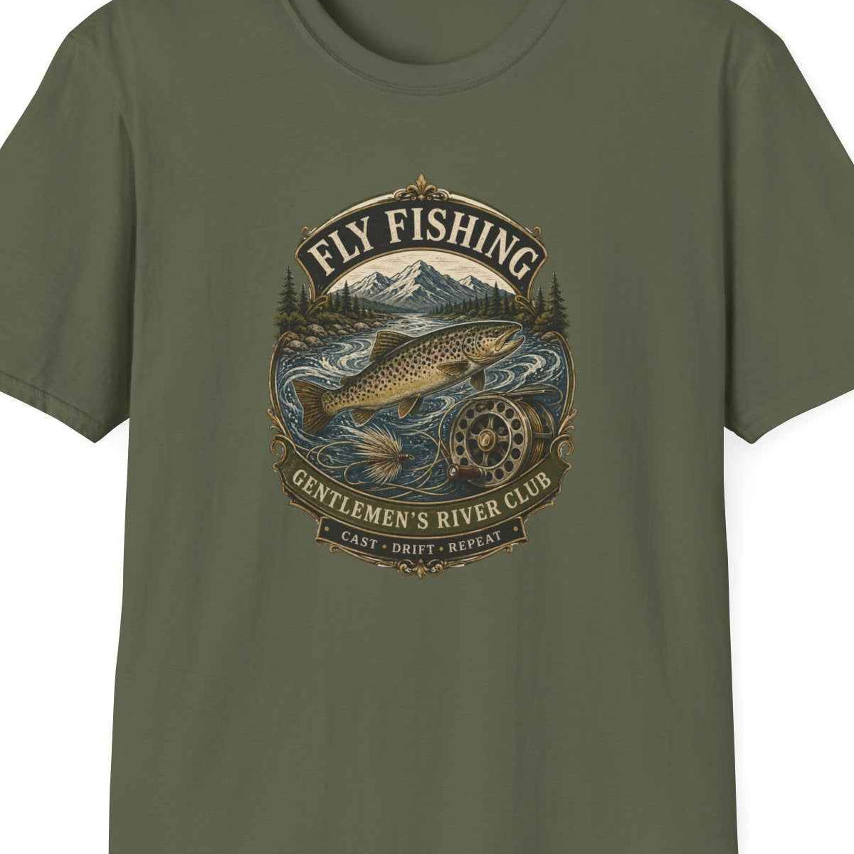 Fliegenfischen T-Shirt Military Green — Angler Geschenk Petri Heil Vorderansicht – Design Nahaufnahme