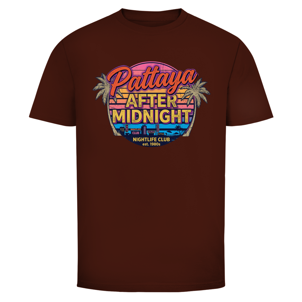 Pattaya After Midnight T-Shirt — Thailand Nightlife Retro Sunset Graphic Tee | Reise Geschenk – T-Shirt Lifestyle-Ansicht
