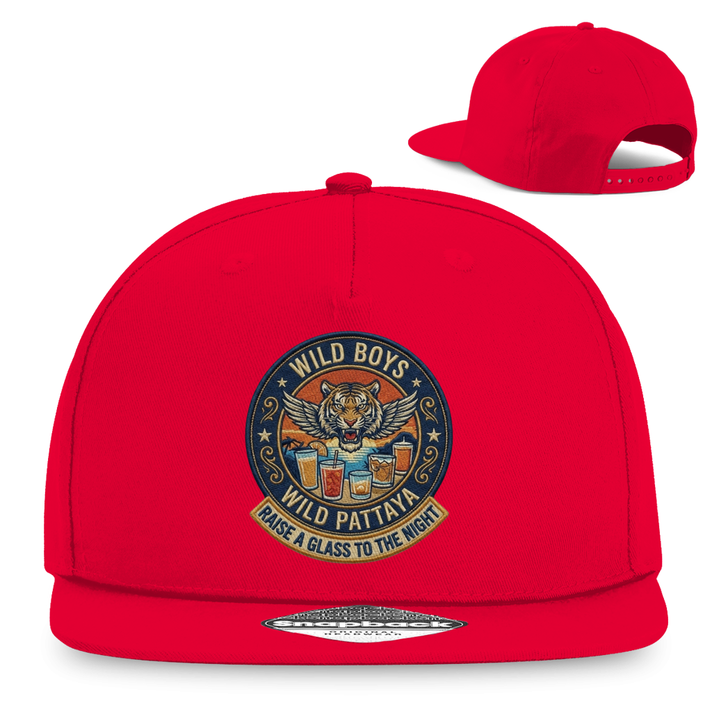 Wild Pattaya Snapback Cap – Raise a Glass to the Night – T-Shirt Lifestyle-Ansicht