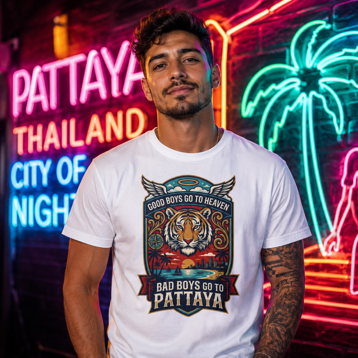 Bad Boys Pattaya T-Shirt — Good Boys Go To Heaven Tiger Thailand Streetwear Graphic Tee | Reise Geschenk