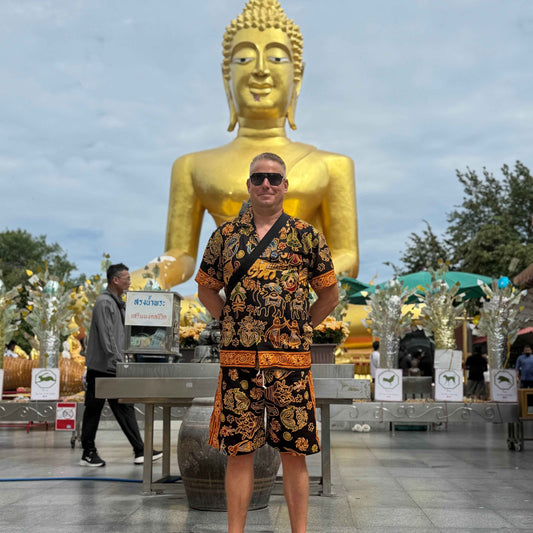 Golden Thai Herren-Set – Hemd & Shorts Schwarz/Gold
