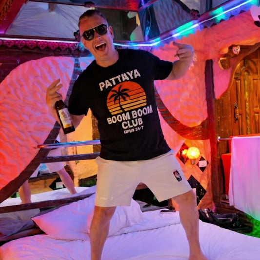 Pattaya Boom Boom Club T-Shirt Herren – Thailand Party & Retro Sunset Shirt
